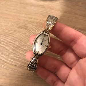 VINTAGE ANNE KLEIN WATCH